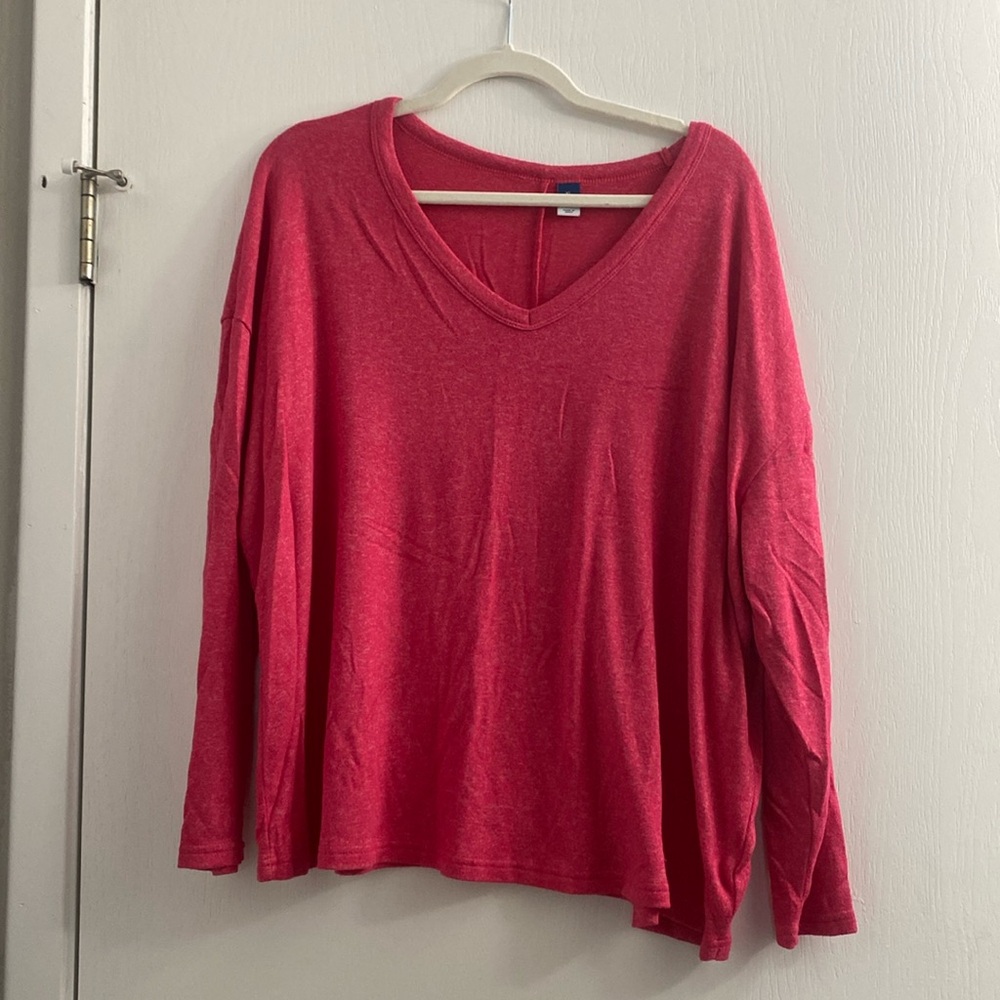 Old navy long sleeve tee